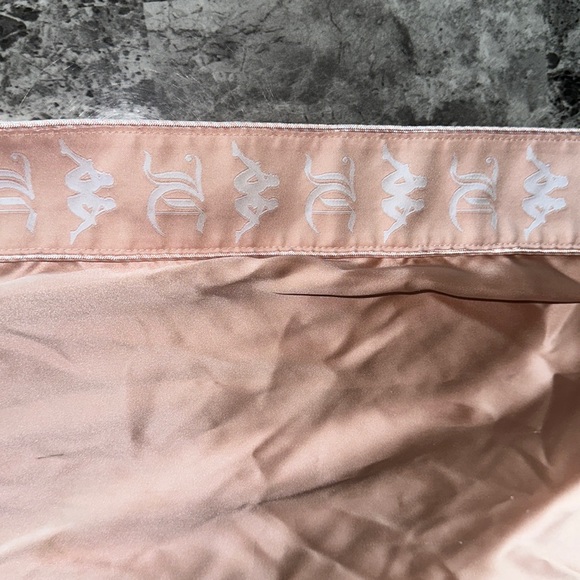 Limited edition juicy couture track suit. Vintage, good condition, normal wear - Picture 3 of 8